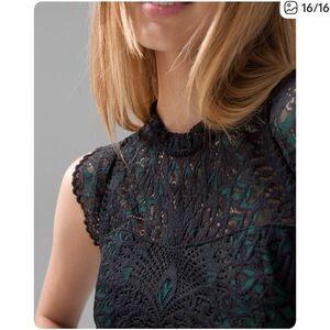 White House Black Market - Black and Green Sleeveless Lace Top Size 10